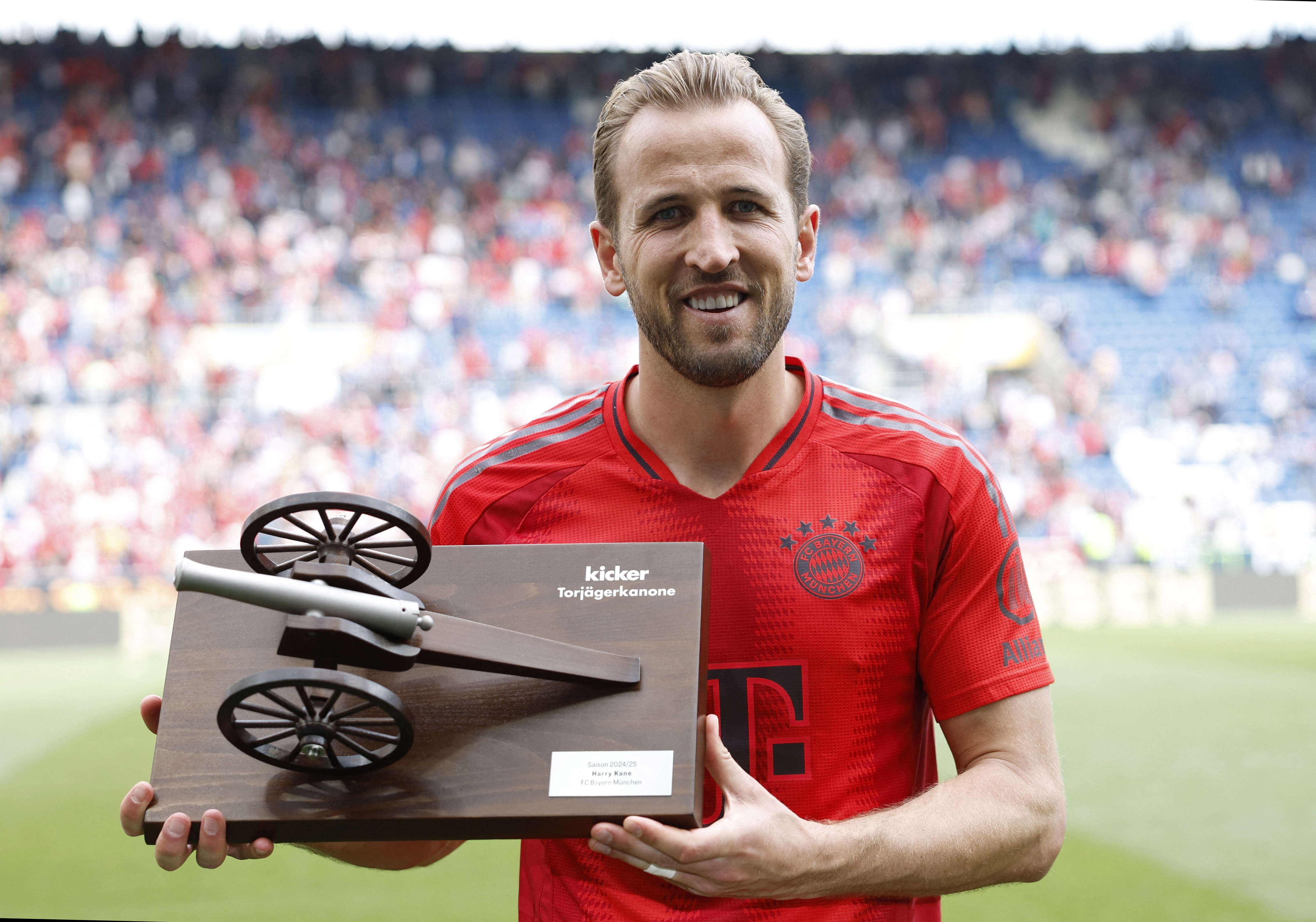 热刺名宿:凯恩绝对是“长青球员”,年龄增长后10号位也很适合他