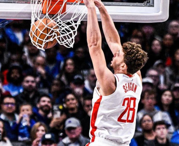 官方入口-25+25+26！火箭队高塔化身得分机器，助球队2胜1负，杜兰特轻松了