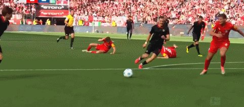 1728173819403068210.gif 官方入口-【早报】踉踉跄跄赢球,提心吊胆三分